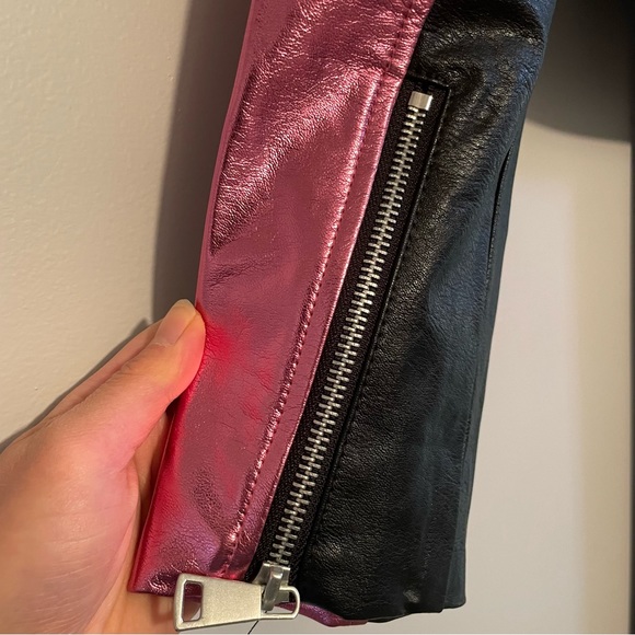 UO Snoh Faux Leather Metallic Moto Jacket XS BNWT - Picture 8 of 10